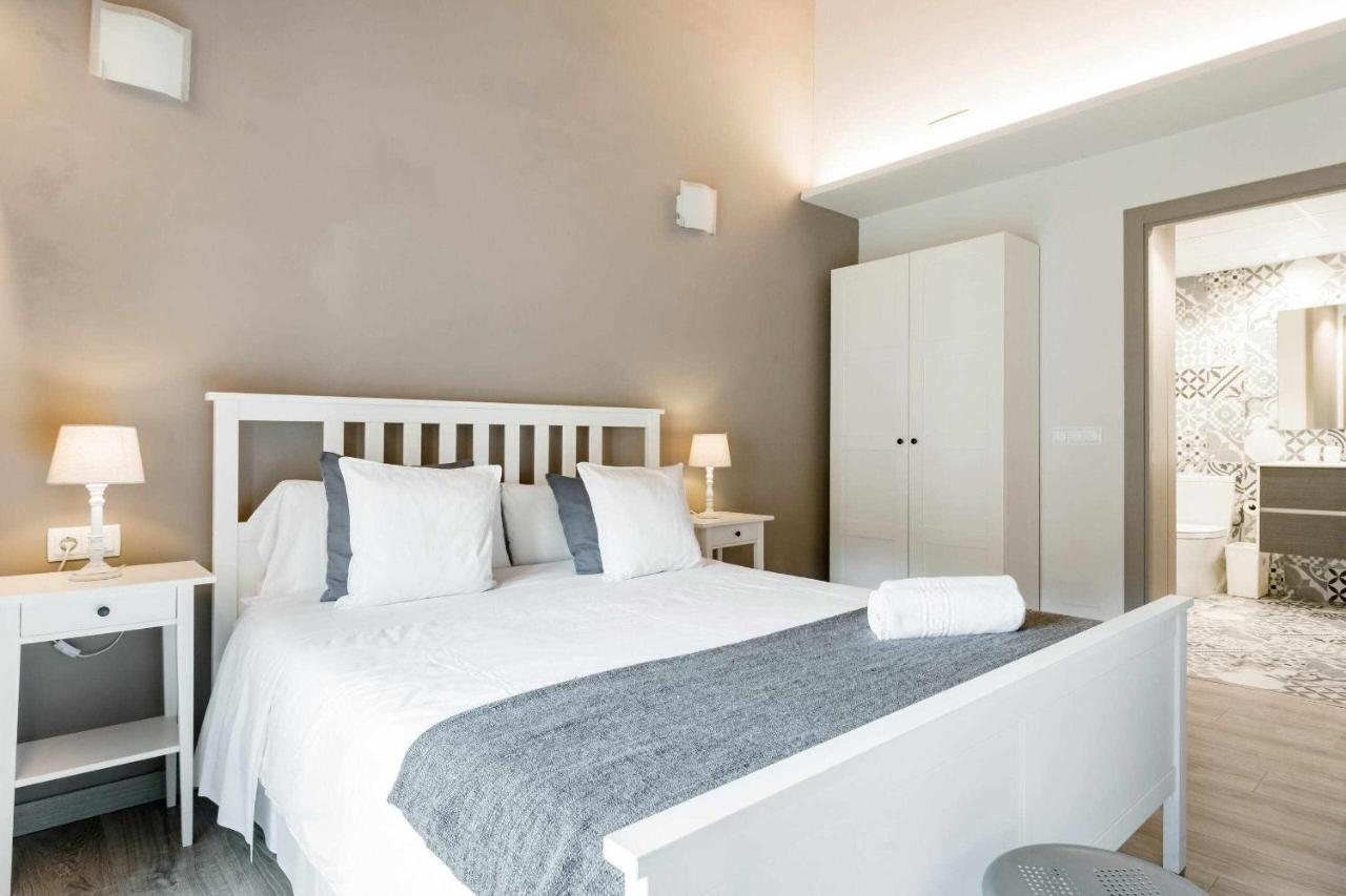 Revitalized Apartment In Historical Building خيرونا المظهر الخارجي الصورة