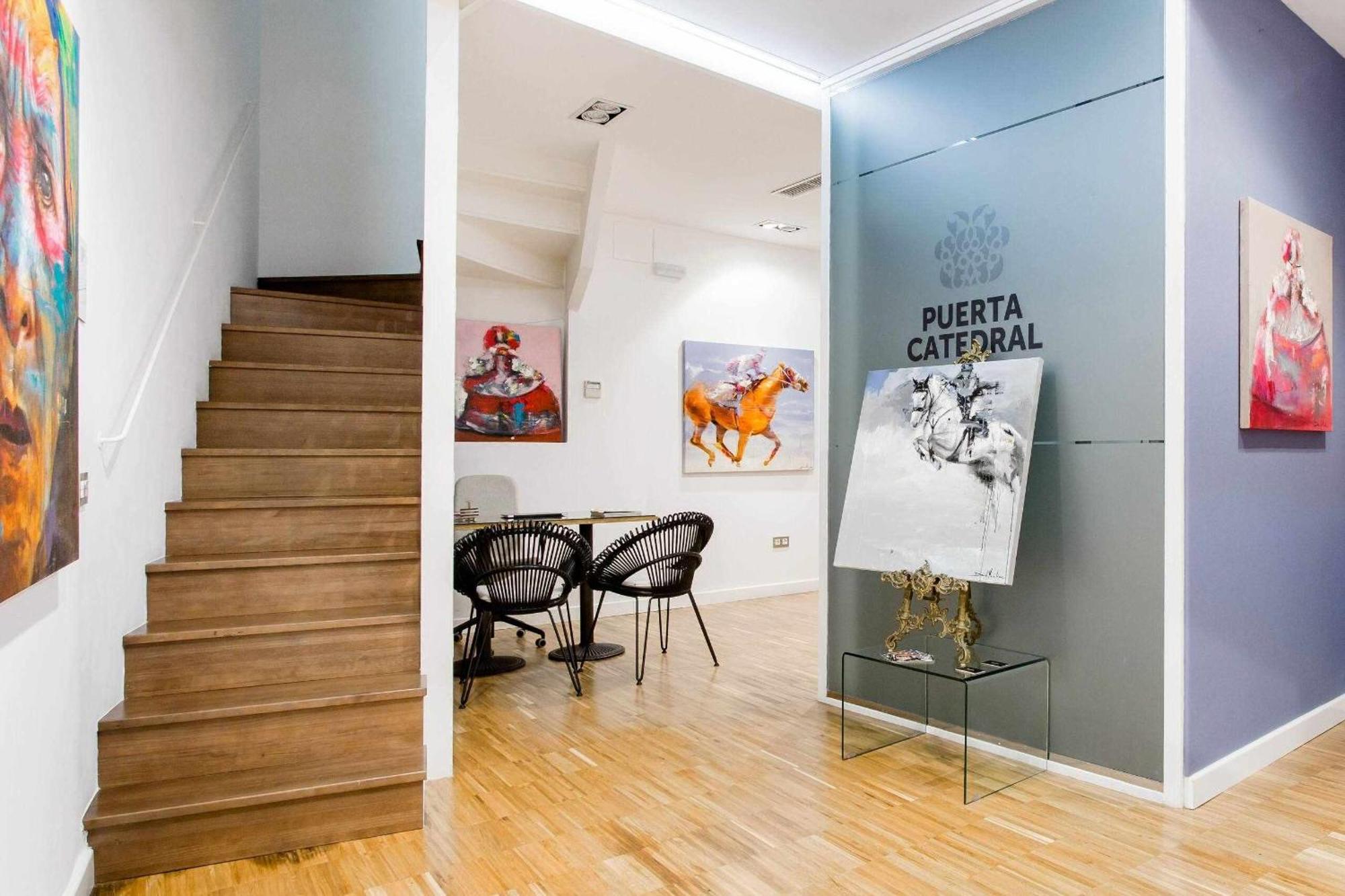 Revitalized Apartment In Historical Building خيرونا المظهر الخارجي الصورة
